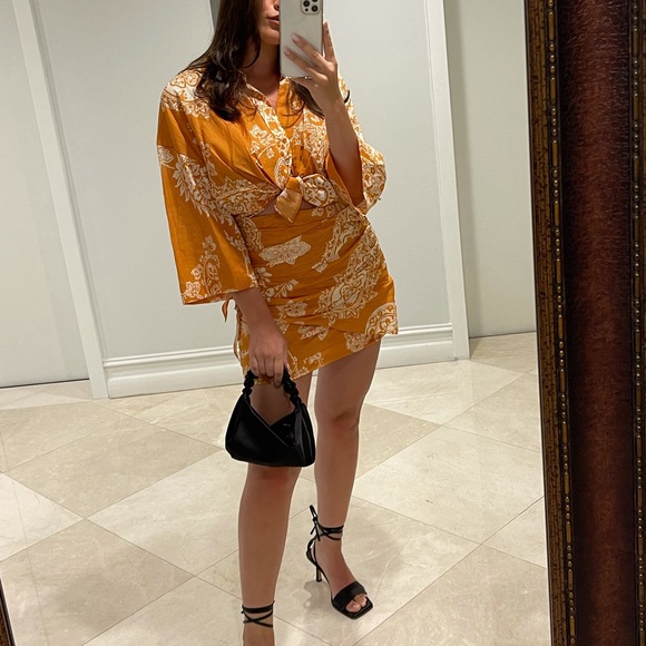 ZARA MATCHING SET ( SKIRT + TOP ) - Picture 1 of 4